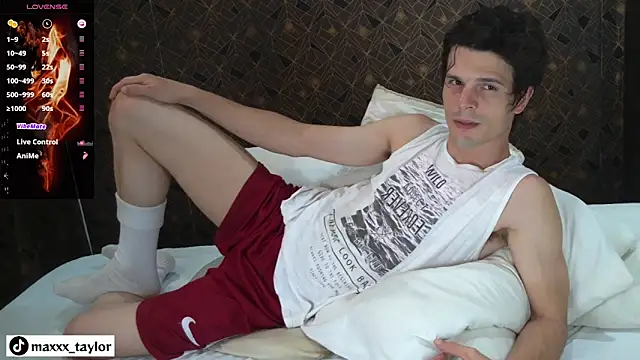Snapshot of Jack_Scorcher chatting on 01-10-26, 04:36 Jack Scorcher online show from 01-10-26, 04:36