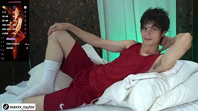 Snapshot of Jack_Scorcher chatting on 01-12-26, 01:11 Jack Scorcher online show from 01-12-26, 01:11