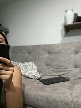 Snapshot of Zarah_Blare chatting on 02-24-25, 01:13 Zarah Blare online show from 02-24-25, 01:13