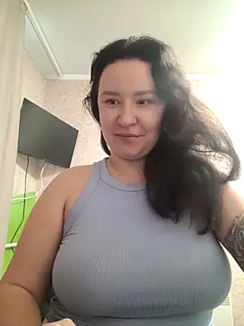 AlexaLexie online show from 11-13-25, 09:41