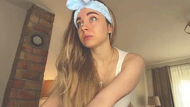 Snapshot of hotexclusive_ chatting on 12-02-24, 06:52 hotexclusive online show from 12-02-24, 06:52