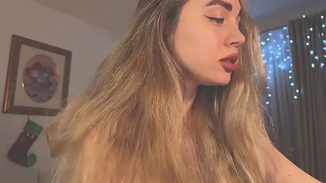 Snapshot of hotexclusive_ chatting on 01-05-25, 08:21 hotexclusive online show from 01-05-25, 08:21