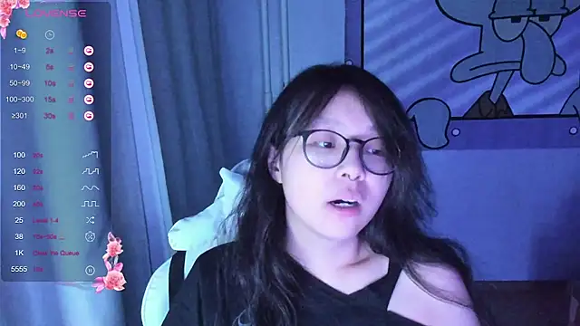 Snapshot of maydaykimmy chatting on 01-12-25, 02:14 maydaykimmy online show from 01-12-25, 02:14