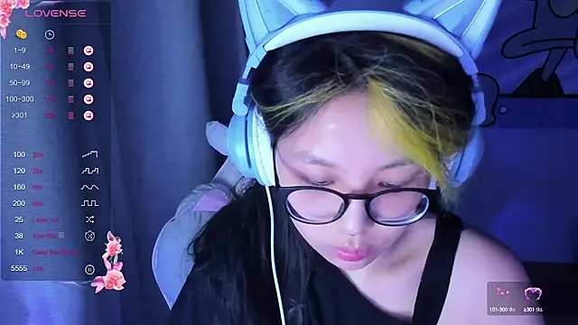 Snapshot of maydaykimmy chatting on 01-30-25, 08:53 maydaykimmy online show from 01-30-25, 08:53