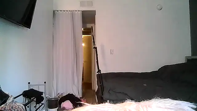 Snapshot of goddessdaisysky chatting on 04-16-26, 03:46 goddessdaisysky online show from 04-16-26, 03:46