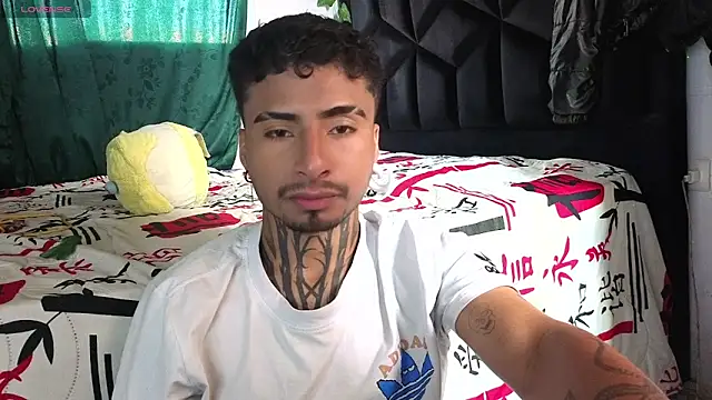 JuanCamiilo 66 online show from 05-13-26, 05:32