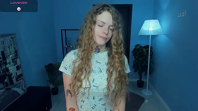 RayaNenlia online show from 01-12-26, 05:12