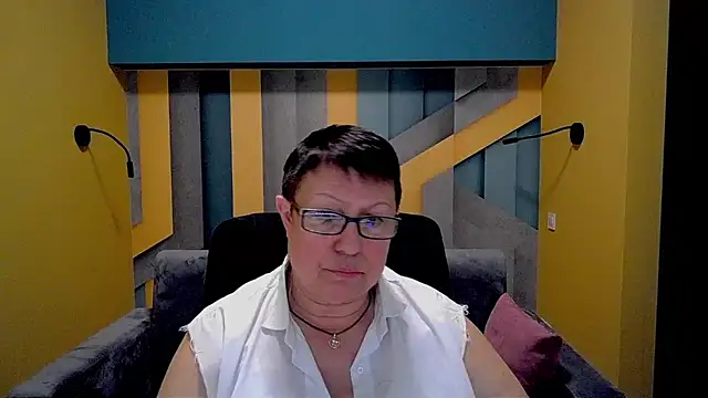 BarbaraTurners online show from 03-17-25, 03:57