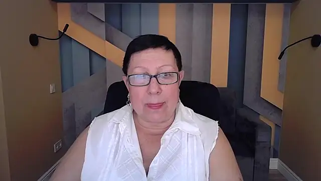 BarbaraTurners online show from 10-24-25, 06:26