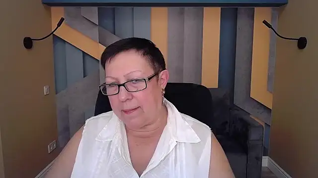 BarbaraTurners online show from 11-12-25, 07:35