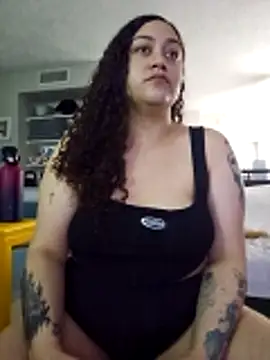 honeeyyy pot online show from 10-22-25, 07:46