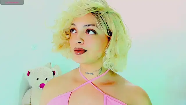 Snapshot of Emmaa_Saenz_ chatting on 02-28-26, 10:22 Emmaa Saenz online show from 02-28-26, 10:22