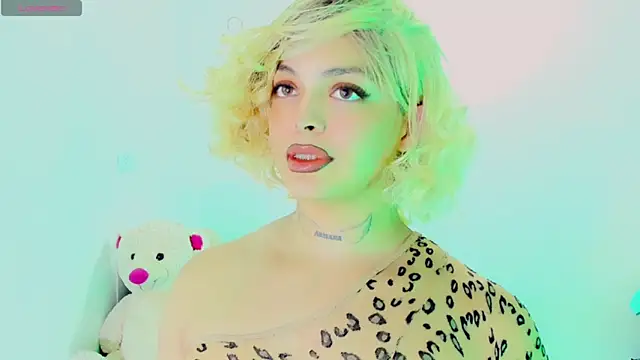 Emmaa Saenz  online show from 03-02-26, 11:33