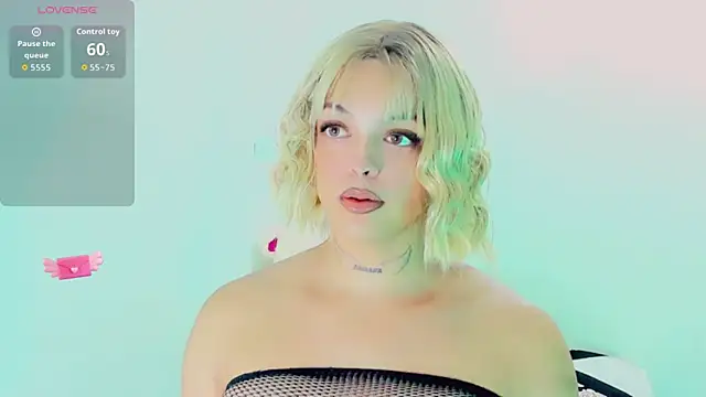 Emmaa Saenz  online show from 04-08-26, 09:59