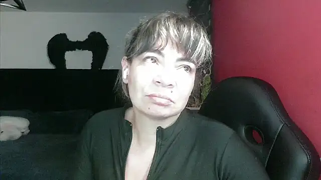 charlotedoll online show from 11-14-25, 03:05