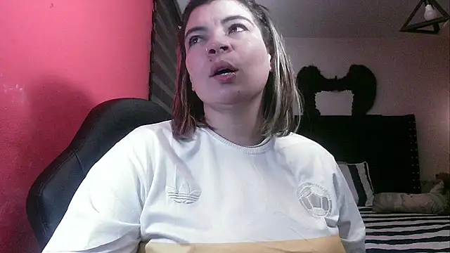 charlotedoll online show from 03-26-26, 11:21