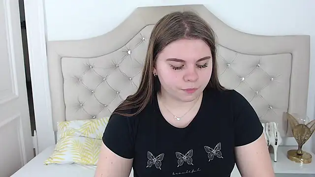 Snapshot of AbbyPleasure chatting on 12-11-24, 03:05 AbbyPleasure online show from 12-11-24, 03:05