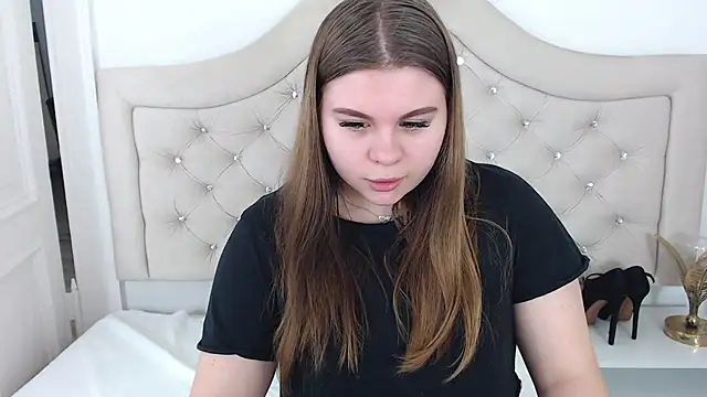 Snapshot of AbbyPleasure chatting on 12-19-24, 12:23 AbbyPleasure online show from 12-19-24, 12:23