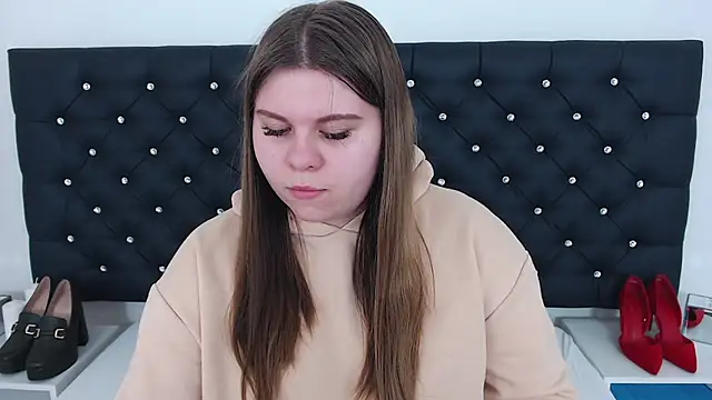 Snapshot of AbbyPleasure chatting on 02-27-25, 03:48 AbbyPleasure online show from 02-27-25, 03:48