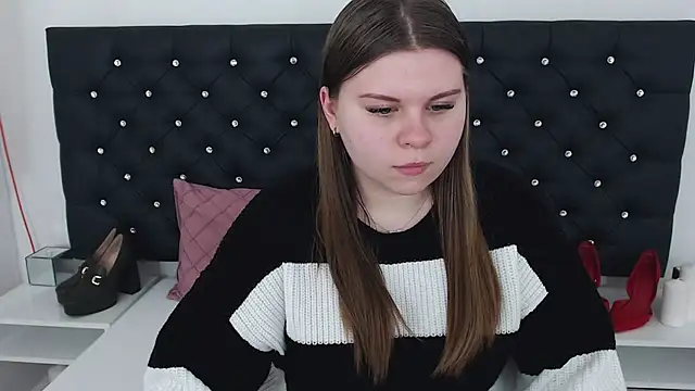 Snapshot of AbbyPleasure chatting on 03-03-25, 04:03 AbbyPleasure online show from 03-03-25, 04:03