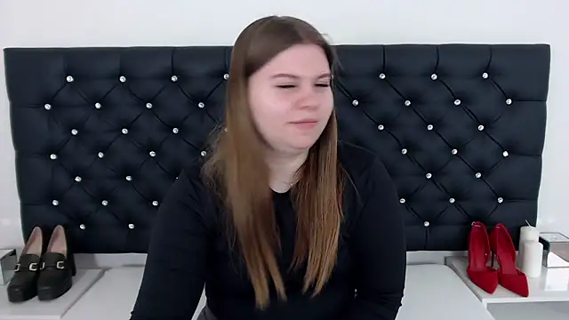 Snapshot of AbbyPleasure chatting on 03-22-25, 10:17 AbbyPleasure online show from 03-22-25, 10:17