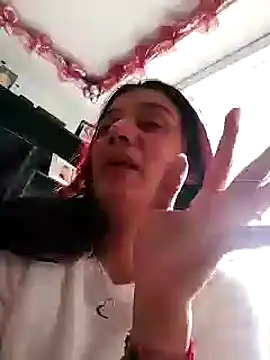 Snapshot of ZajiraShane chatting on 01-08-25, 04:44 ZajiraShane online show from 01-08-25, 04:44