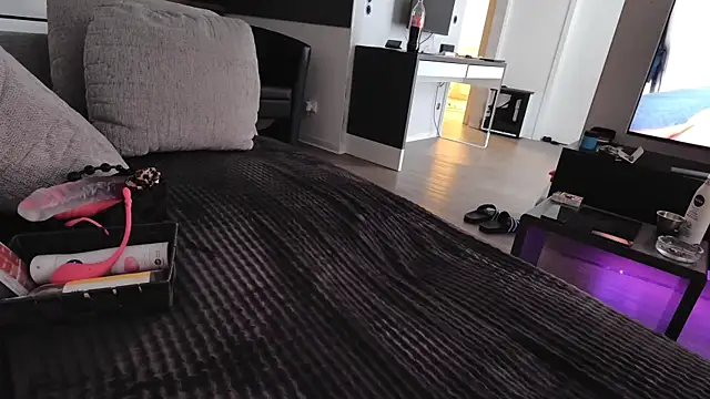 Snapshot of Hot_ToyBoy6974 chatting on 03-14-25, 06:53 Hot ToyBoy6974 online show from 03-14-25, 06:53