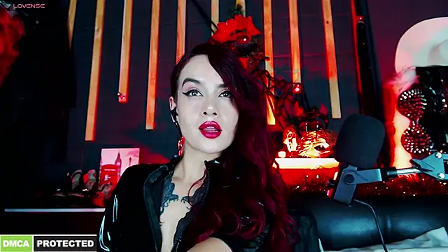 Liilith goddess  online show from 12-15-25, 04:17