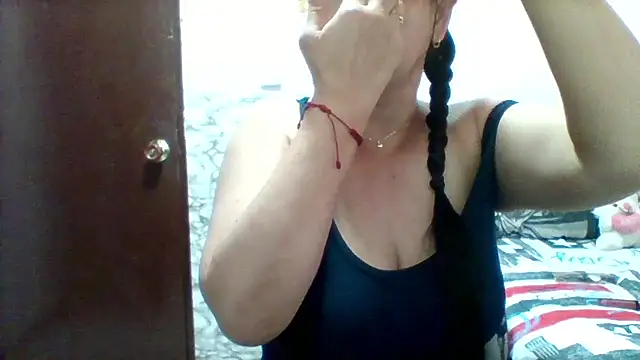 Alisson brand online show from 02-11-26, 04:34