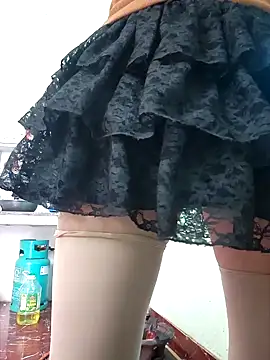 zizi public online show from 02-10-25, 04:08