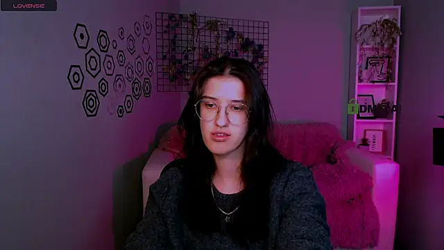 scarlet mooore online show from 11-11-25, 09:15