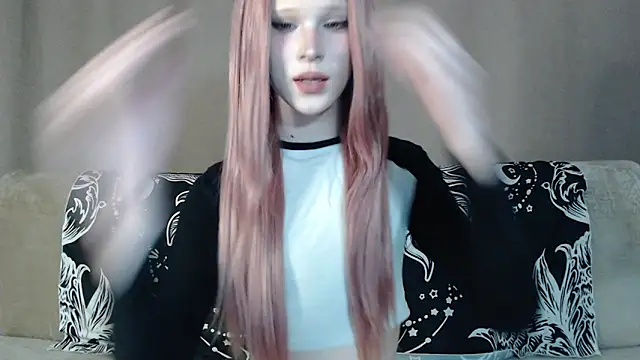 Snapshot of Sexpired_Princess chatting on 04-08-26, 10:04 Sexpired Princess online show from 04-08-26, 10:04