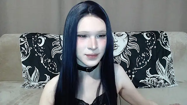 Snapshot of Sexpired_Princess chatting on 05-08-26, 11:10 Sexpired Princess online show from 05-08-26, 11:10