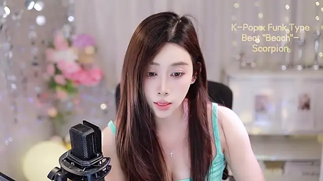 Snapshot of SleepArtist chatting on 09-25-25, 12:42 SleepArtist online show from 09-25-25, 12:42