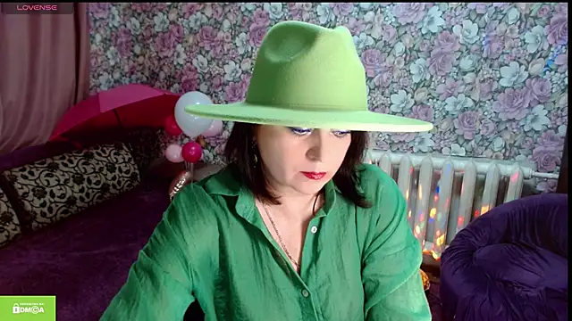 Julia-ru online show from 04-09-26, 09:20