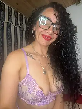 Snapshot of JULYSEX1 chatting on 07-07-26, 01:15 JULYSEX1 online show from 07-07-26, 01:15