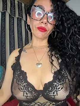 Snapshot of JULYSEX1 chatting on 07-09-26, 01:37 JULYSEX1 online show from 07-09-26, 01:37