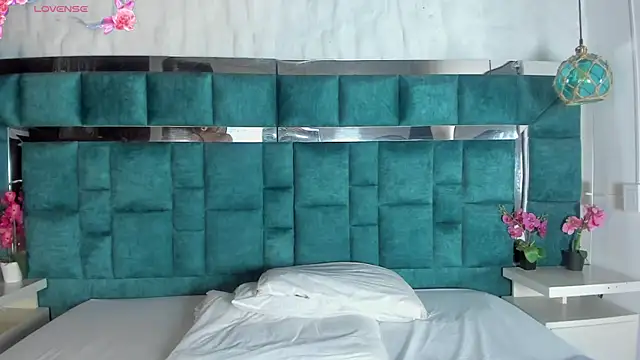 Abril Gomez06 online show from 04-13-26, 08:14