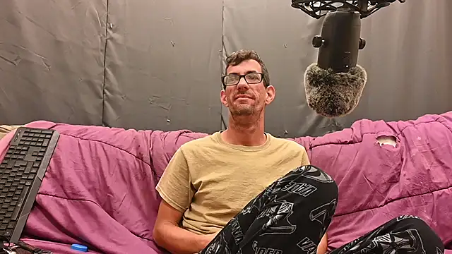 joeiandola online show from 09-25-25, 03:49