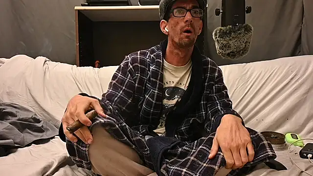 joeiandola online show from 10-14-25, 02:29