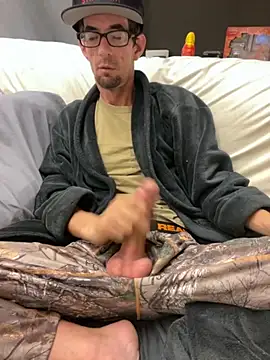 joeiandola online show from 11-29-25, 04:48