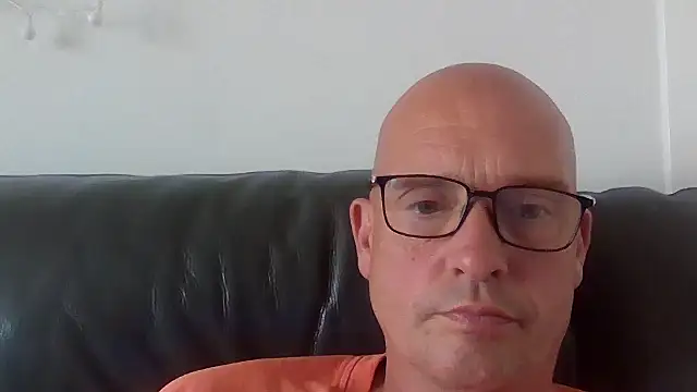 mrtickle0025 online show from 06-10-26, 09:30