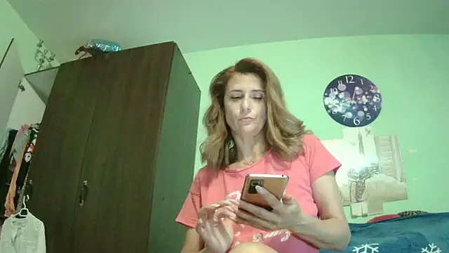 Snapshot of SexyGioconda chatting on 11-08-25, 02:06 SexyGioconda online show from 11-08-25, 02:06