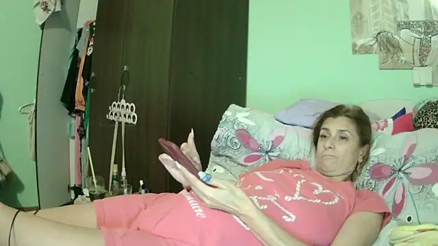 Snapshot of SexyGioconda chatting on 11-19-25, 10:54 SexyGioconda online show from 11-19-25, 10:54