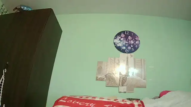 Snapshot of SexyGioconda chatting on 12-04-25, 11:41 SexyGioconda online show from 12-04-25, 11:41