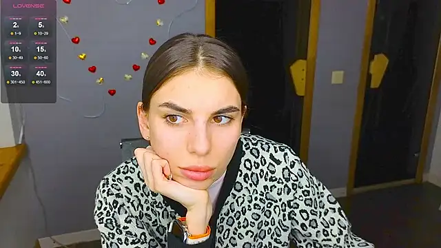 Snapshot of EmmyGreans chatting on 02-26-25, 12:36 EmmyGreans online show from 02-26-25, 12:36