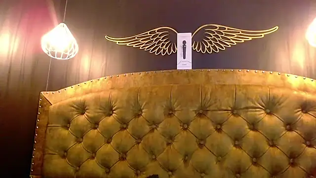 CrystalBrooke3x online show from 02-19-25, 10:42