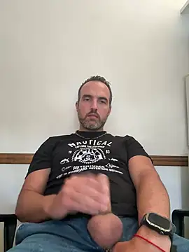 leon3875 online show from 02-18-26, 03:19