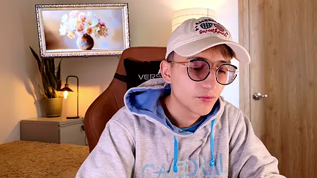 Mr evan1 online show from 11-12-25, 02:50