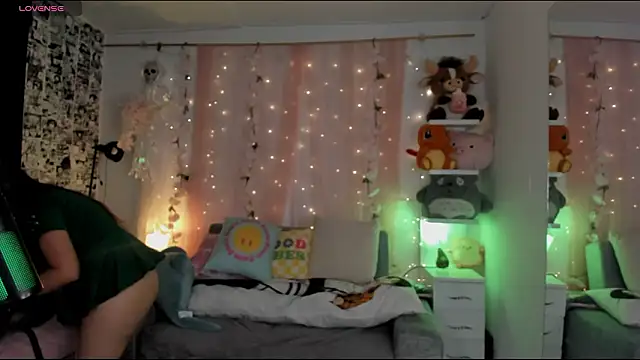  dayana miler online show from 03-18-26, 02:53